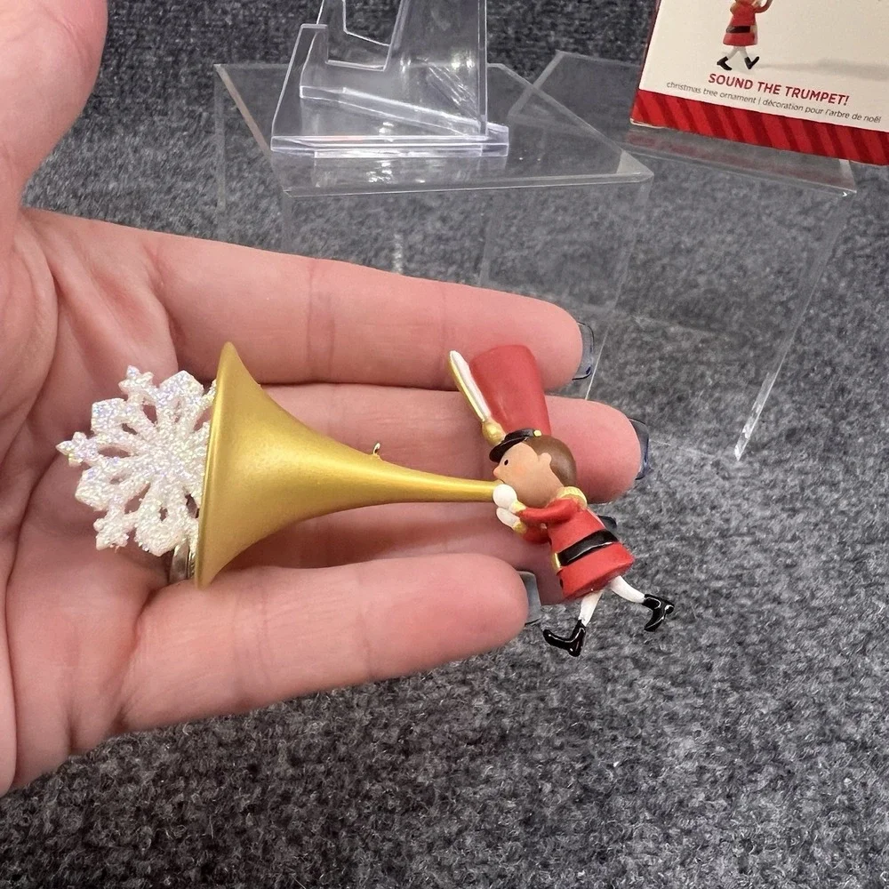 2014 Hallmark Sound The Trumpet Limited Edition Miniature Ornament LPR3353 New